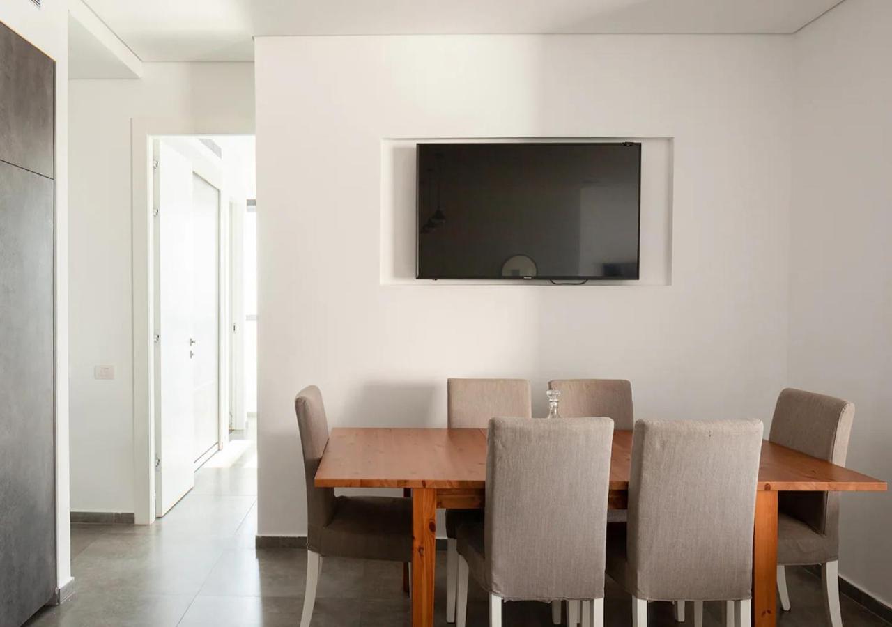 Oַ&O Group- Luxury Penthouse Jacuzzi Sea 36 Floor Apartamento Bat Yam Exterior foto