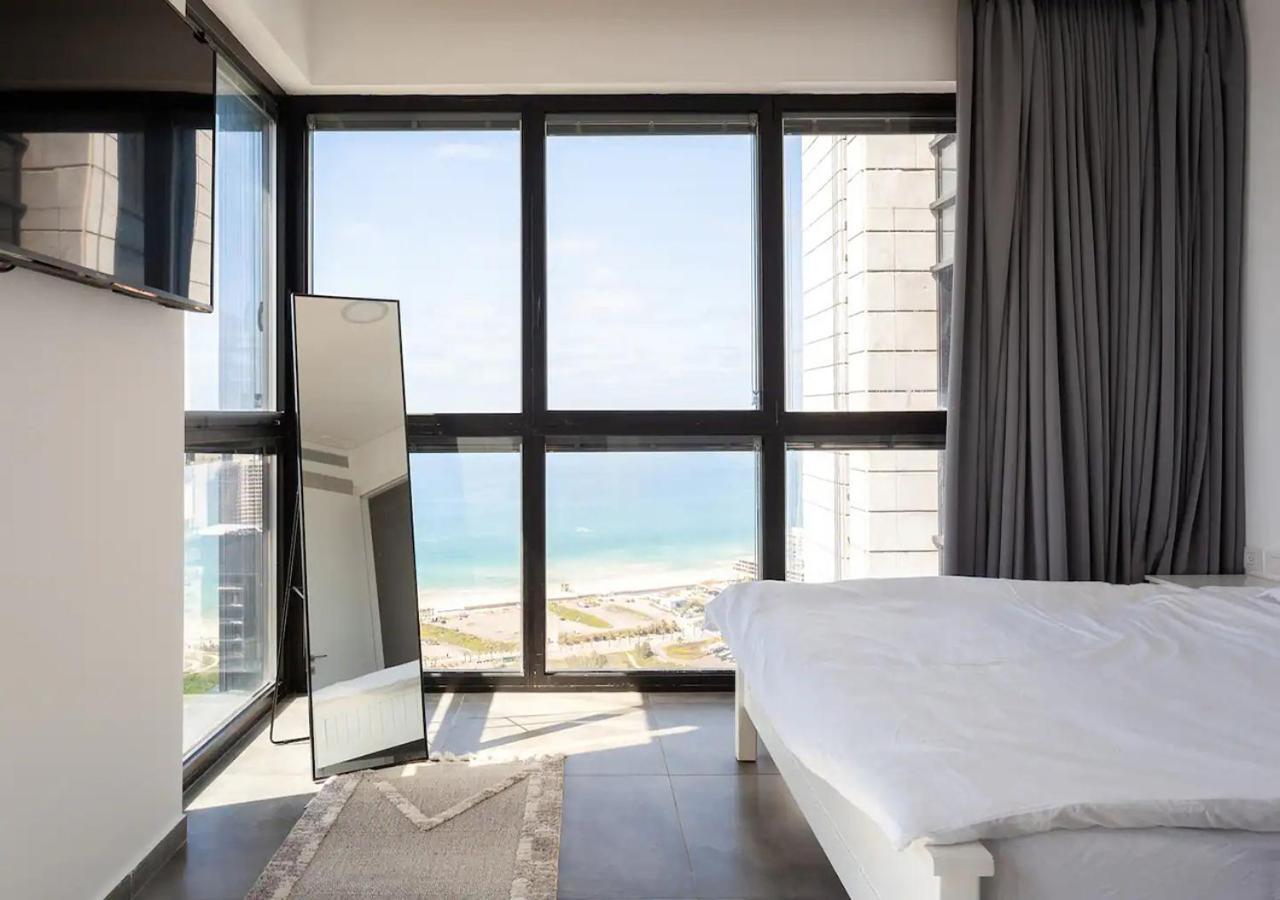 Oַ&O Group- Luxury Penthouse Jacuzzi Sea 36 Floor Apartamento Bat Yam Exterior foto