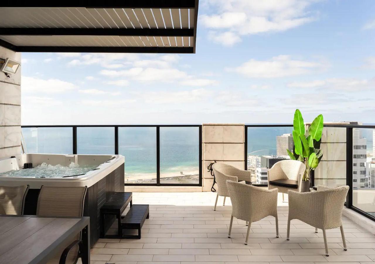 Oַ&O Group- Luxury Penthouse Jacuzzi Sea 36 Floor Apartamento Bat Yam Exterior foto